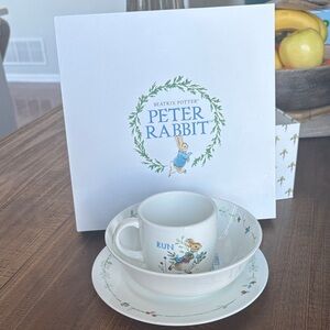 Beatrix Potter Peter Rabbit Kids Dinnerware Set - White
